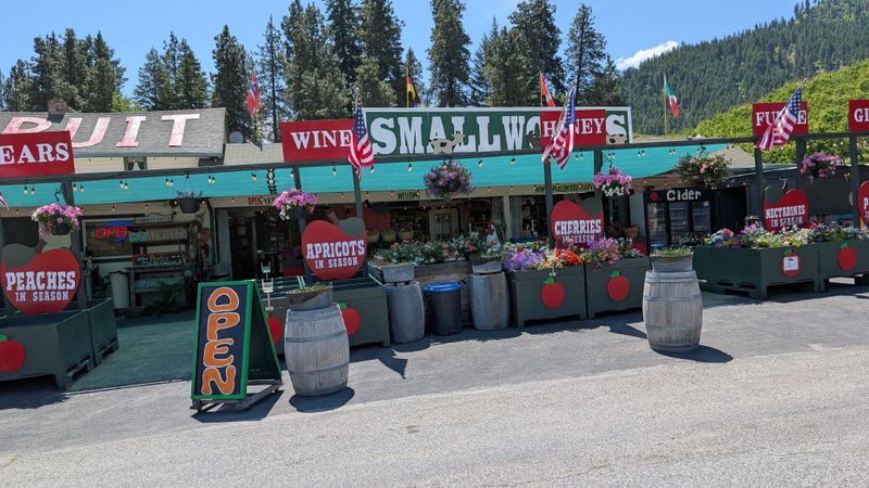 Smallwood's Harvest - Peshastin, WA
