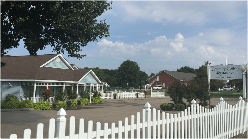 Country Cottage Restaurant – Locust Grove, OK