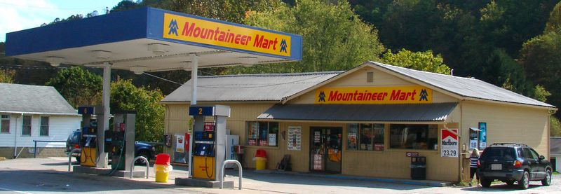 Mountaineer Mart, Weston
