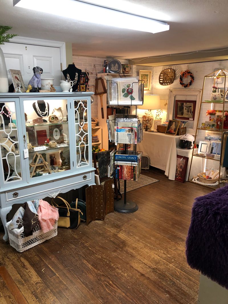 Dealer Booth Labyrinth