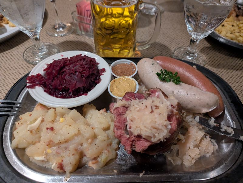 Dorf Haus Supper Club (Sauk City)