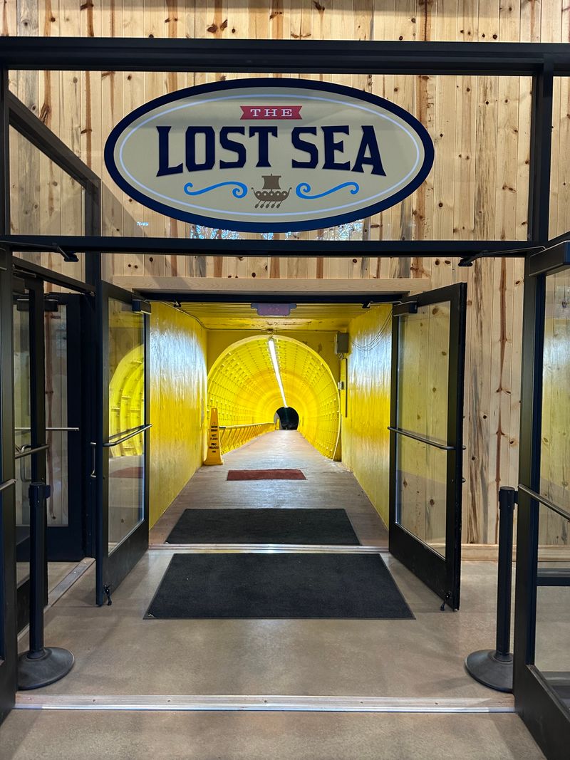 Yes - this wonder sits about 140 feet below ground