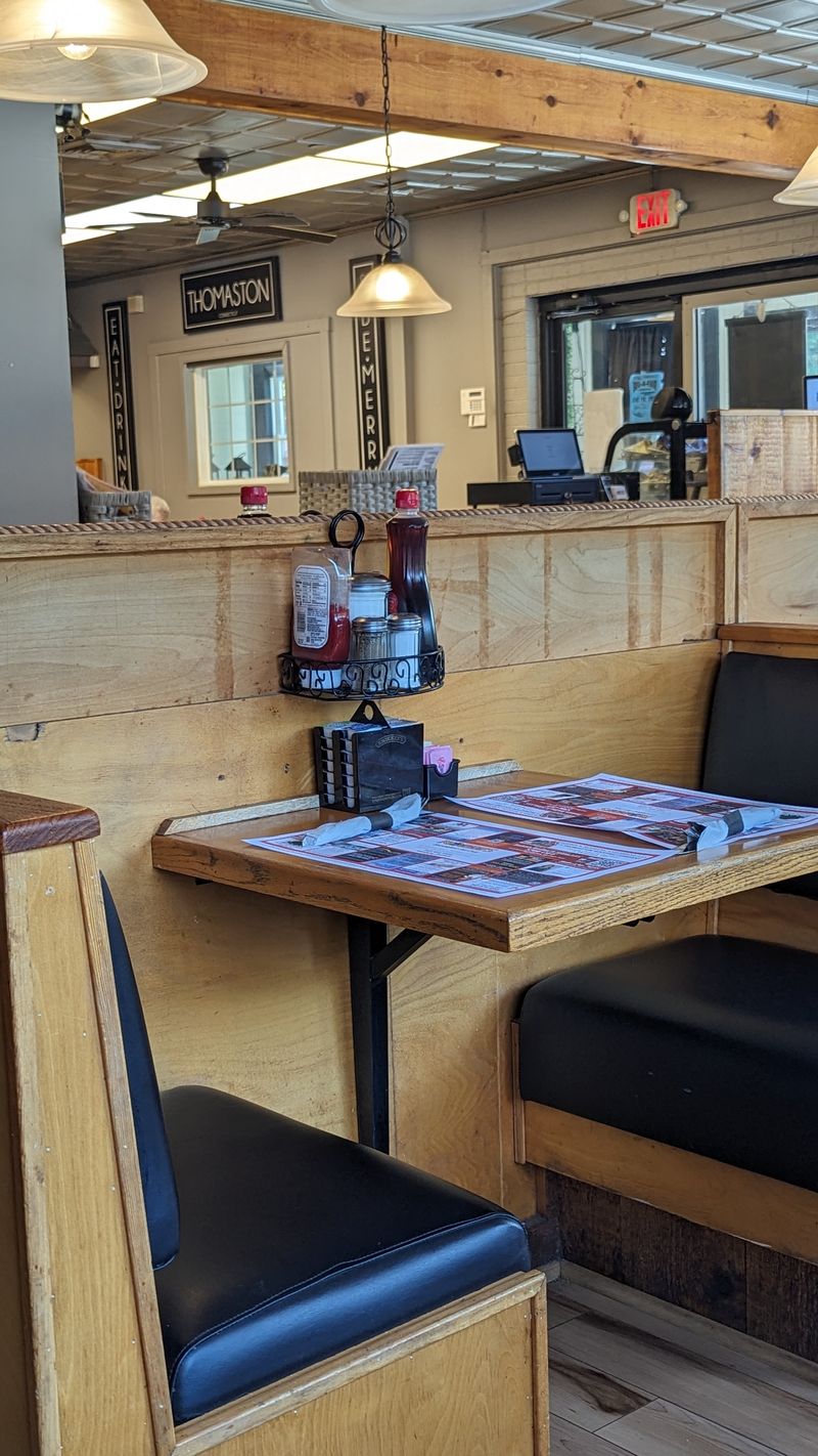 Classic American Diner Atmosphere Done Right