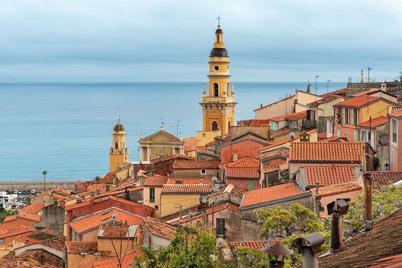 Menton — Citrus Gardens & Sunny Clime