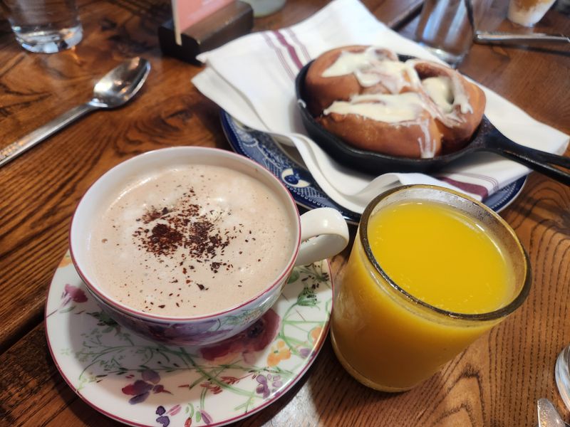 Cinnamon-Glazed French Toast