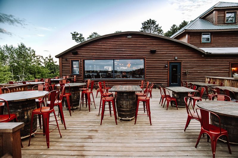 Bootleggers Lodge, Tomahawk