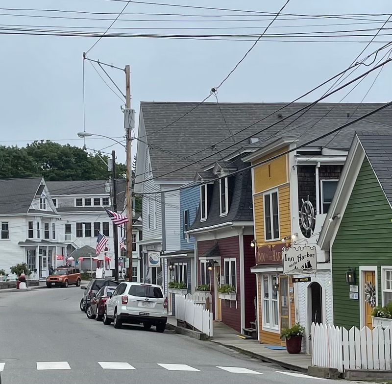 Granite Bones And Island Streets