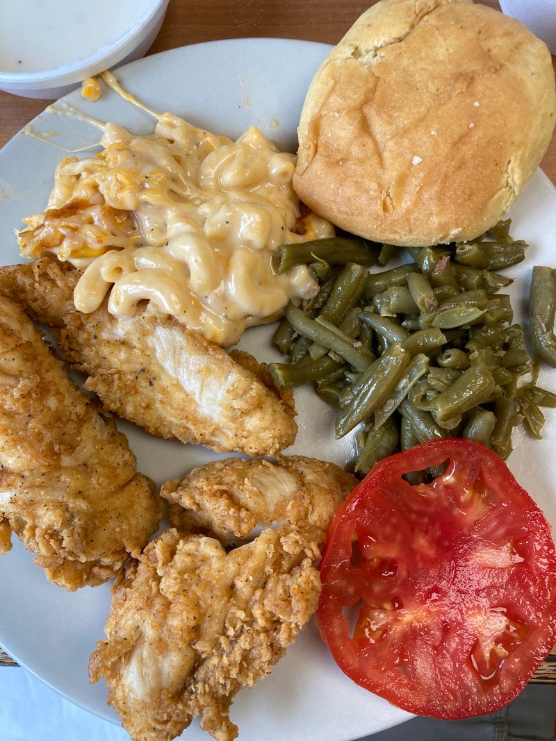 Loretta's Country Kitchen, Oakwood