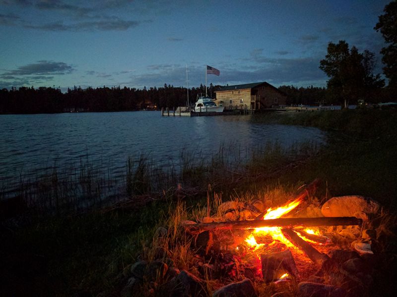 Ordering Smart: Portions, Sides, and Timing