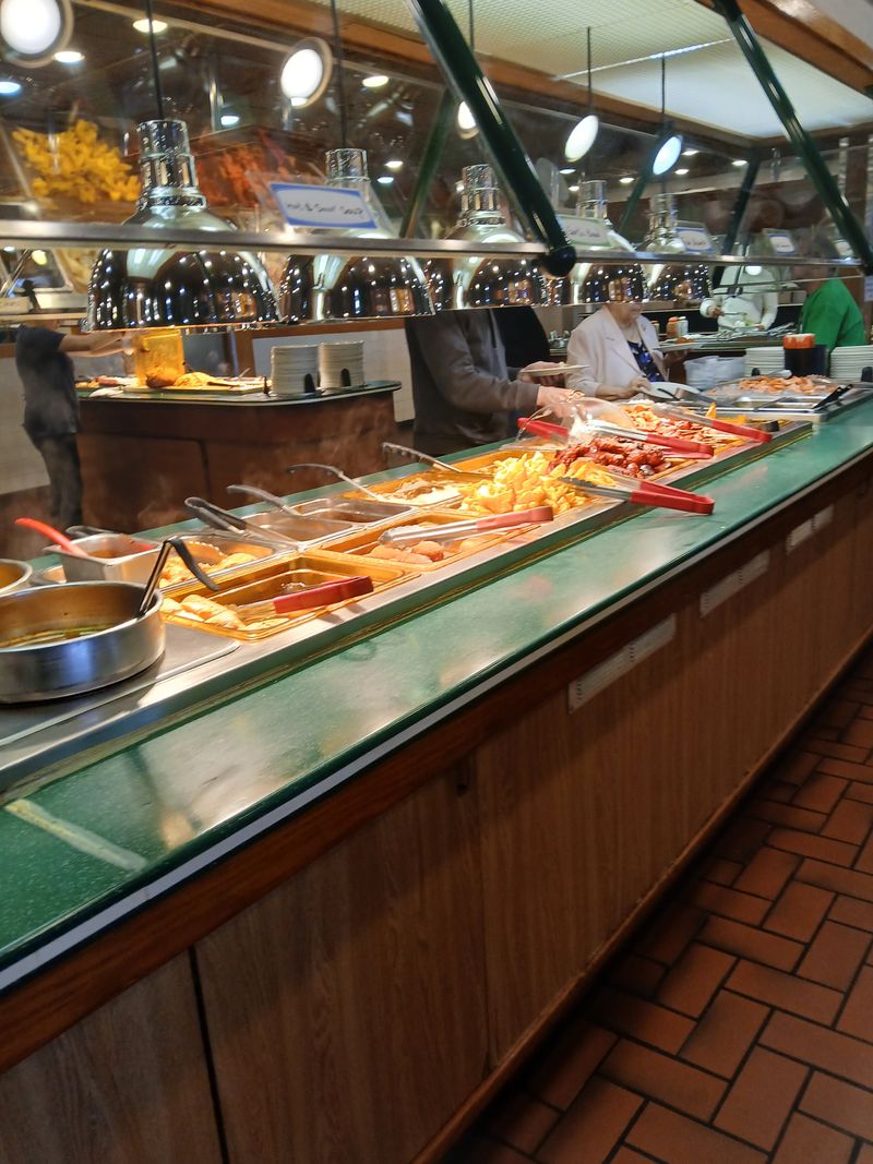 World Buffet & Grill — Lansing, MI