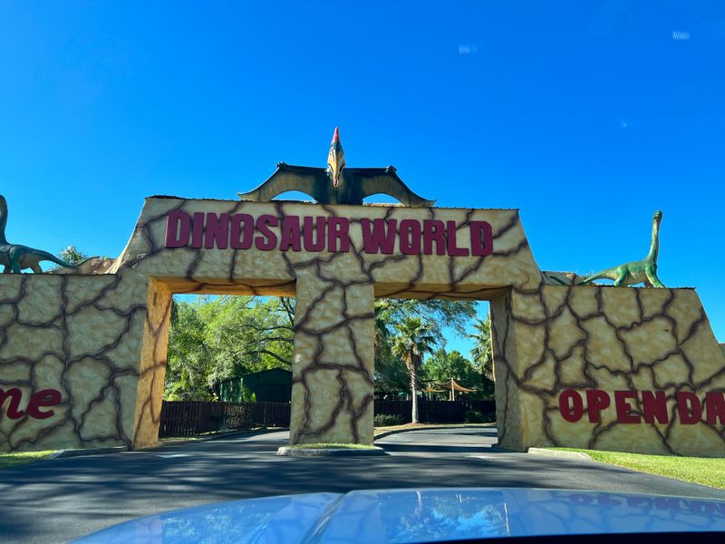 Entrance Archway & Photo Spot