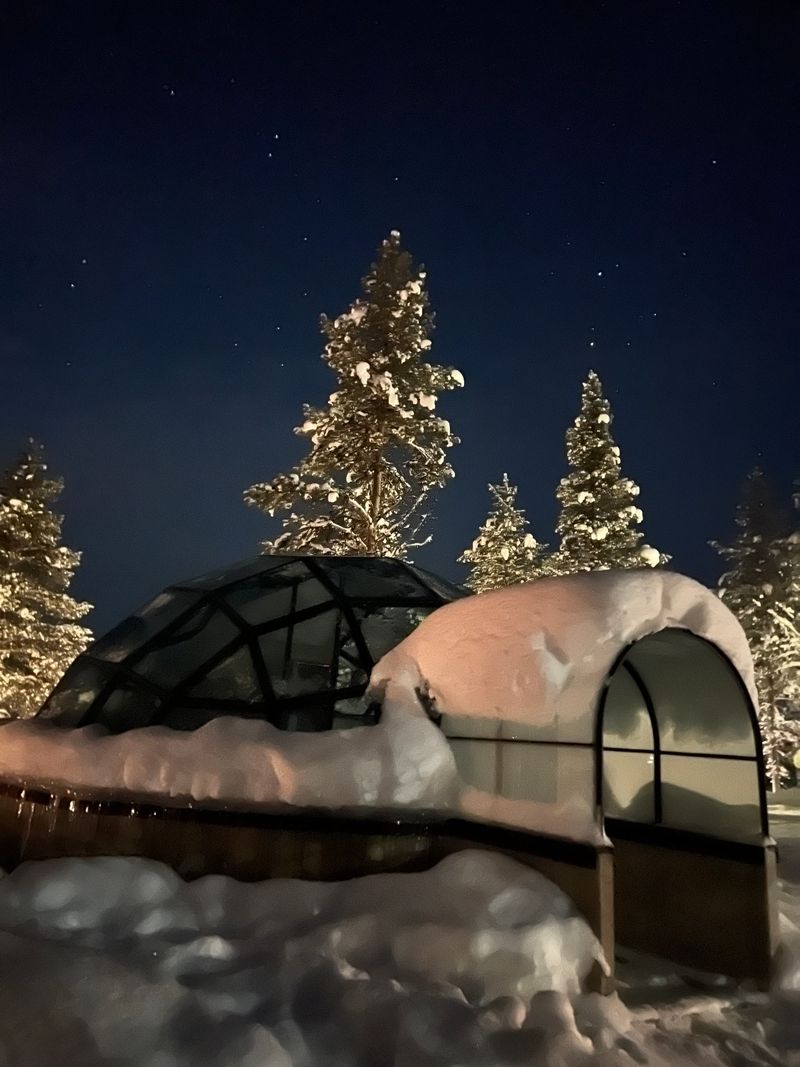 Kakslauttanen Arctic Resort (Finnish Lapland, Finland)