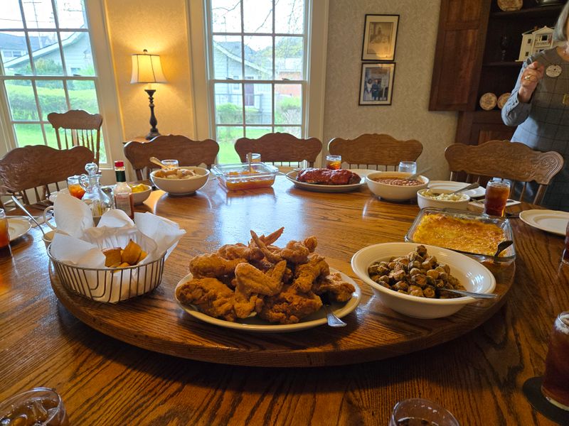 Miss Mary Bobo's Restaurant