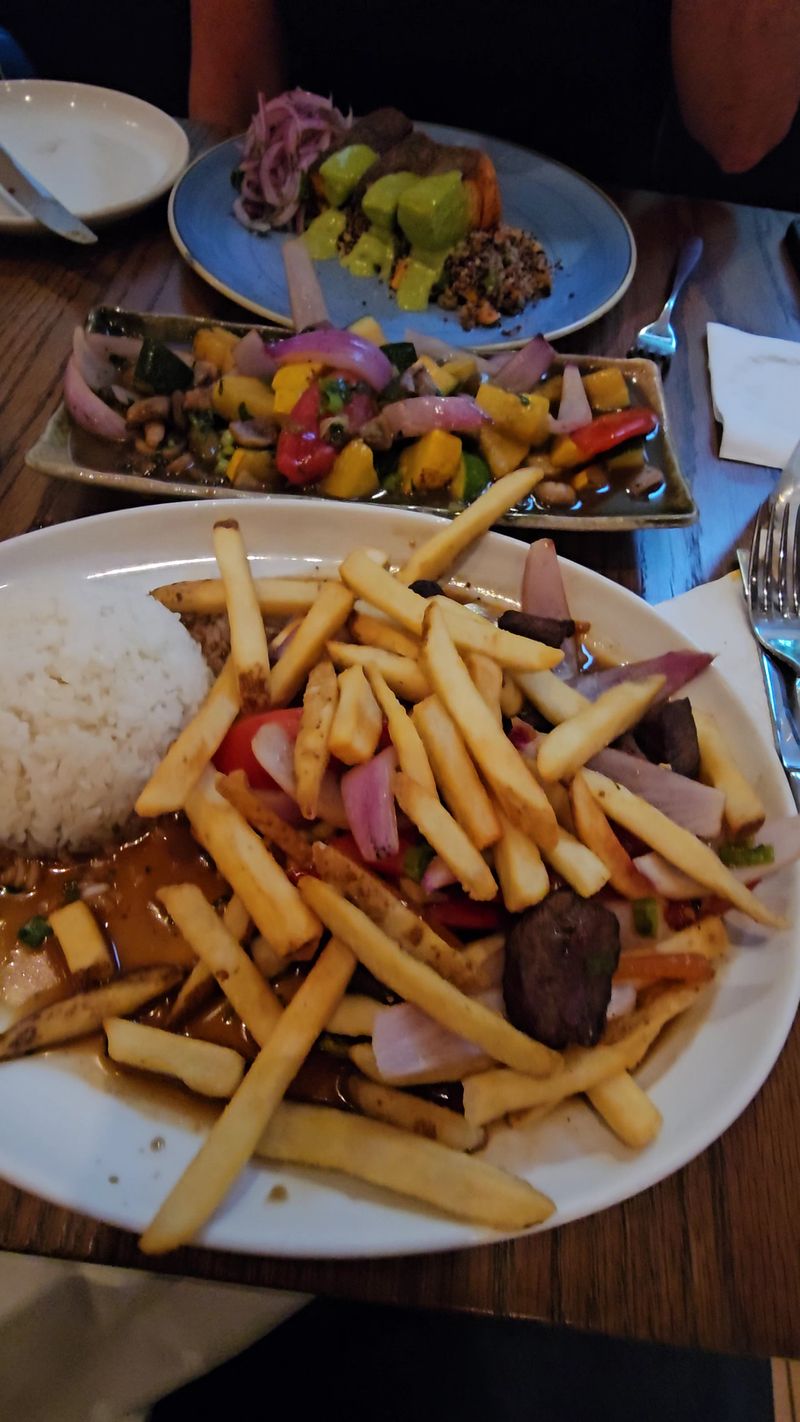 Ambience With Urban Glow