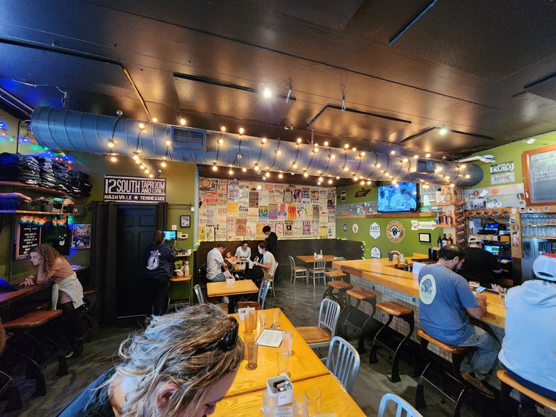 Service, Vibe, and That Indie Glow