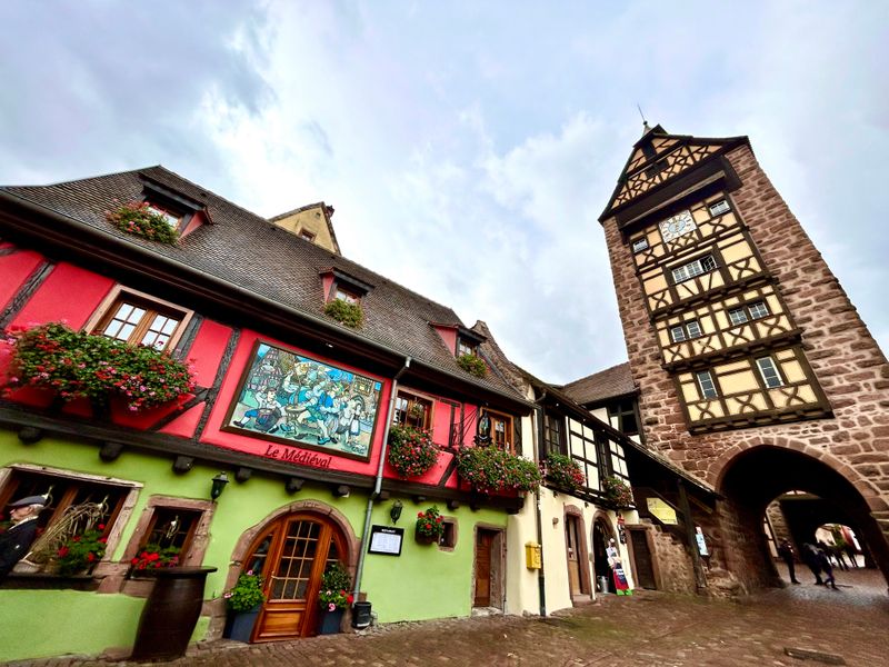 Riquewihr — Alsace's Fairytale Vineyards