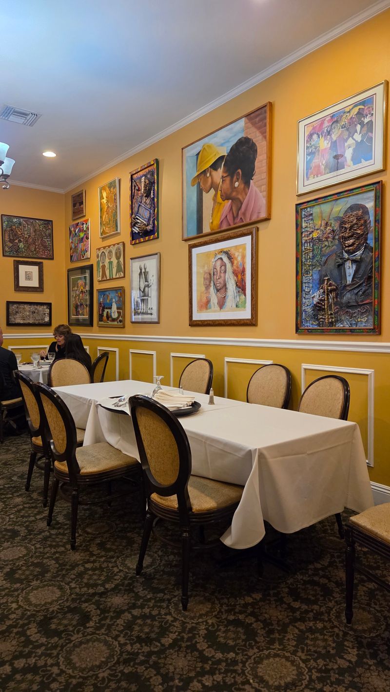 The Art-Filled Dining Rooms