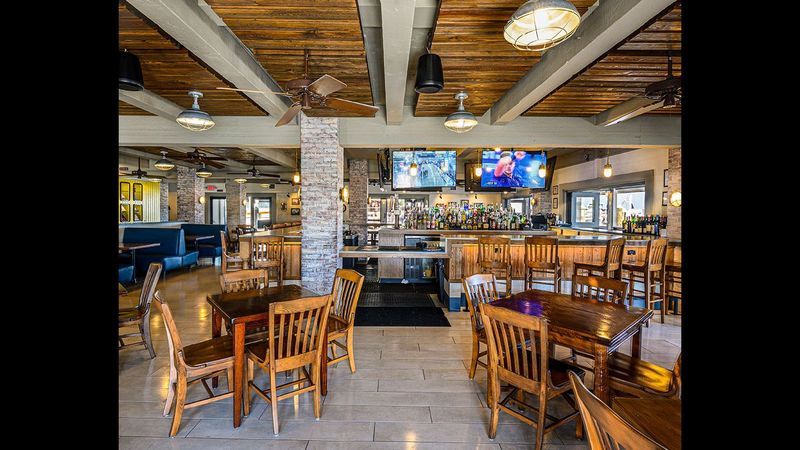 Alonzo’s Oyster Bar - Key West