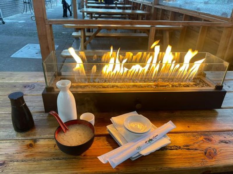 Atmosphere: Montavilla Warmth, Patio Heaters, And Lively Tunes