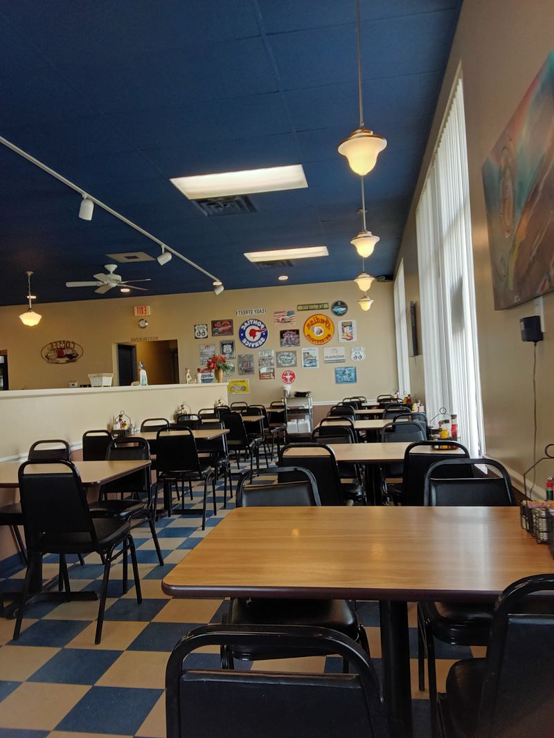 Silver Moon Soda Grill - Perrysburg