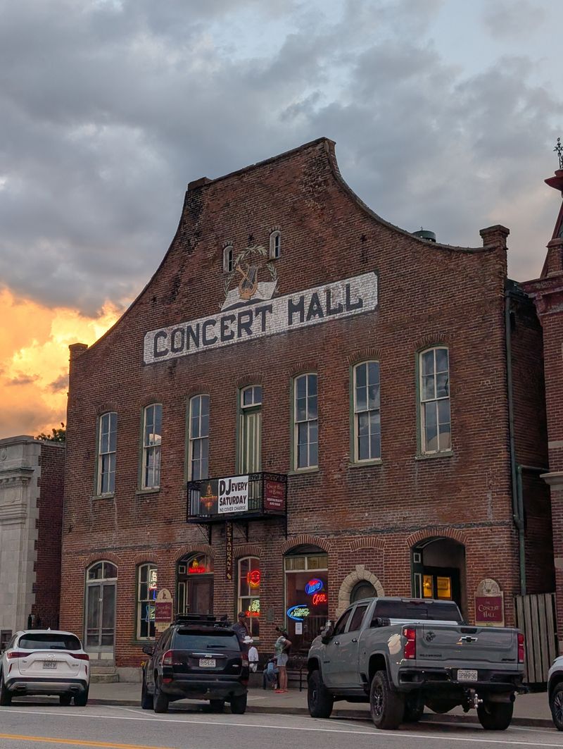 Concert Hall and Barrel Tavern (Hermann)