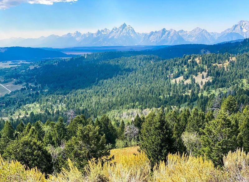 Adventure Outfitters Provide Expert Guidance