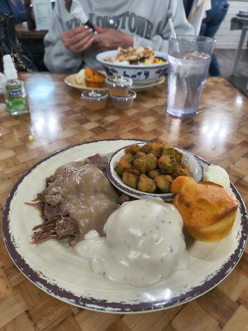 Homestyle Biscuits and Gravy That Stick to Your Ribs