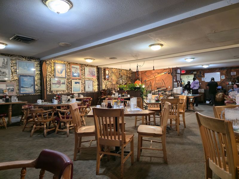 Bottomless Coffee and Lodge Vibes