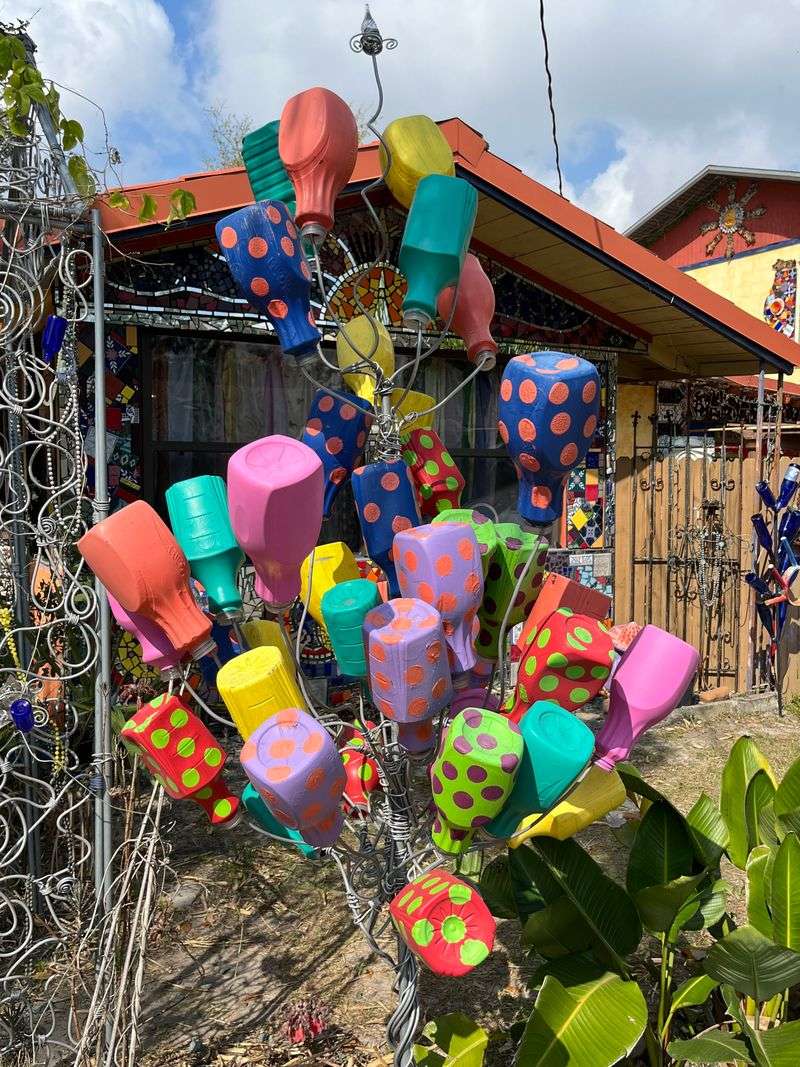 Upcycled Sculpture Corners