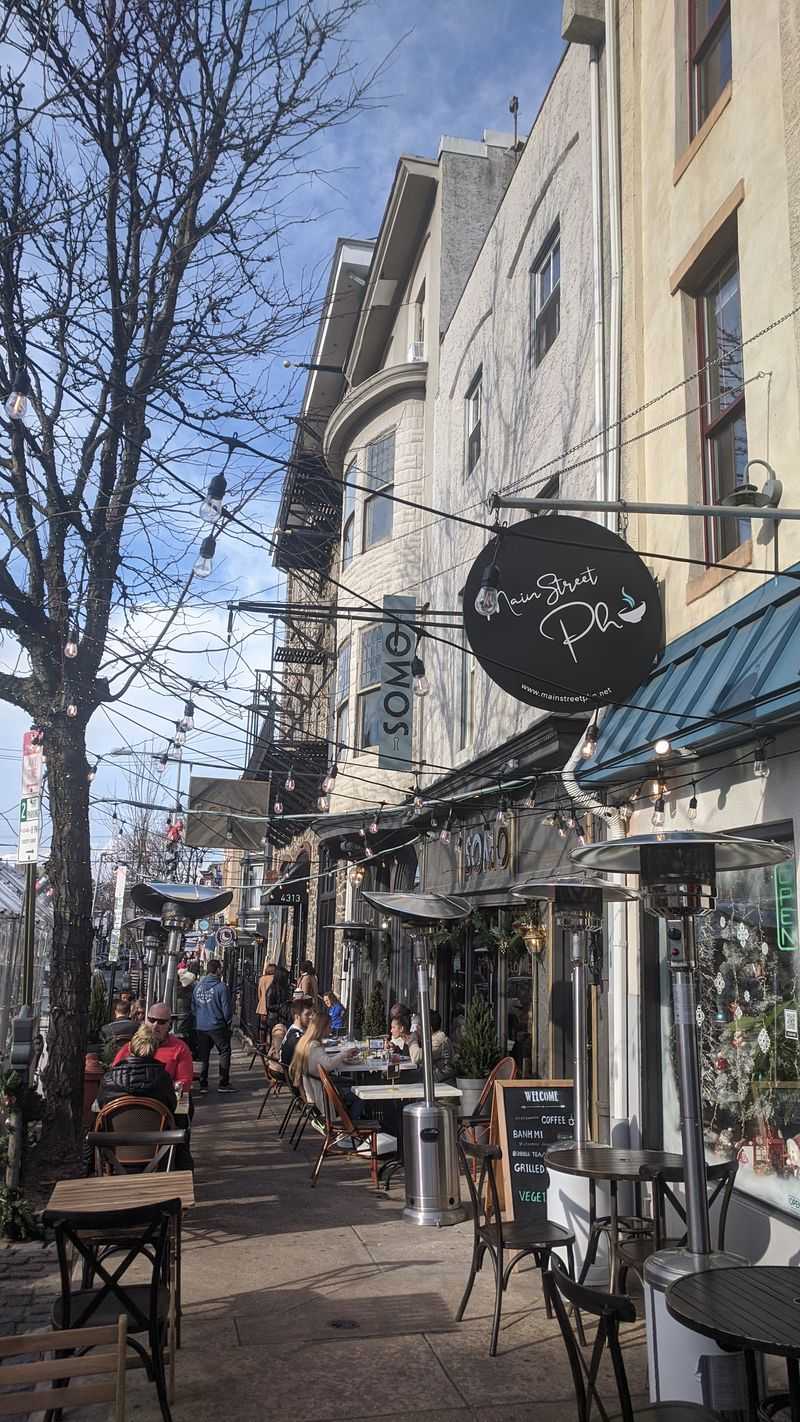 Main Street Stroll: Where the Mill Past Meets a Modern Pulse