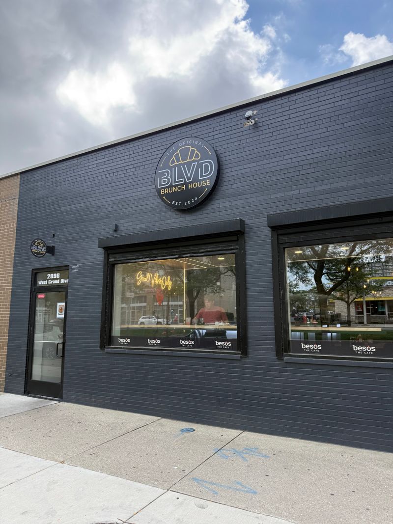 BLVD Brunch House - Detroit