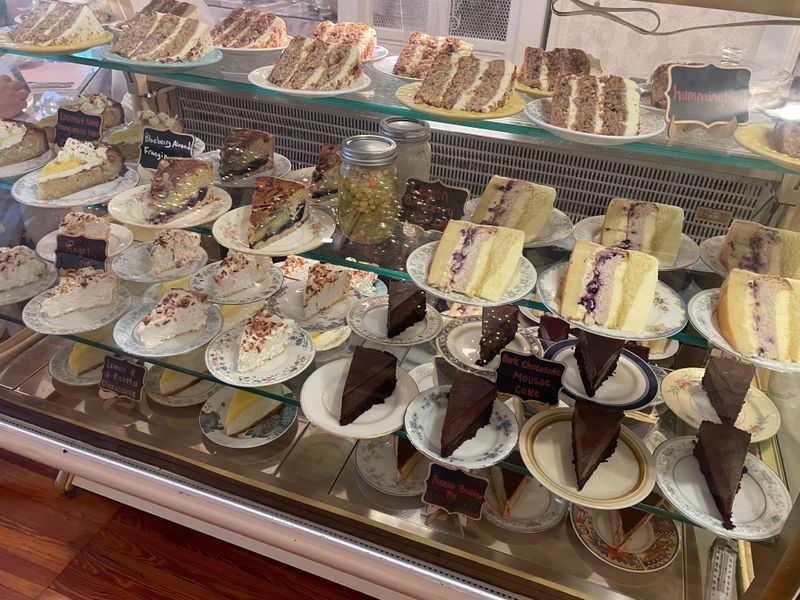 Lemon Blueberry Cheesecake That Zings