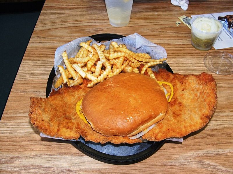 Indiana – Pork Tenderloin Sandwich