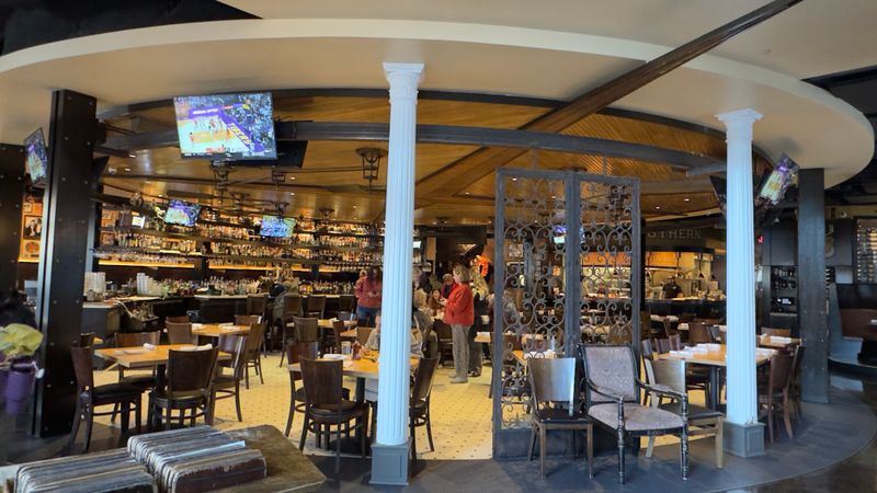 Trendy Atmosphere That Feels Just Right