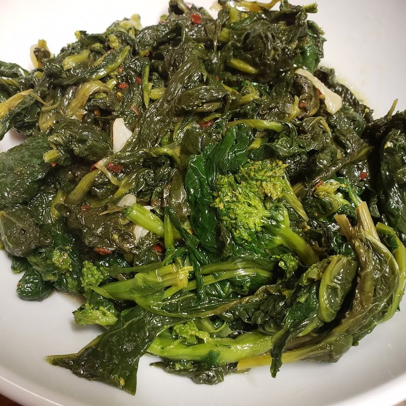 Chicken Cutlets and Broccoli Rabe Done Right