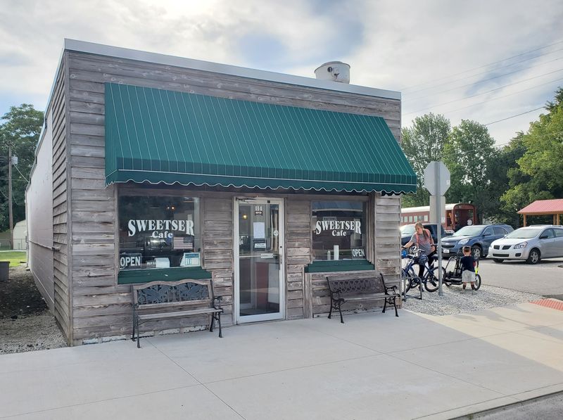 Sweetser Cafe – Sweetser, IN