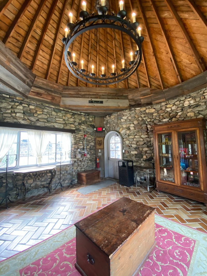 Tours, WWI Museum, and Exhibits