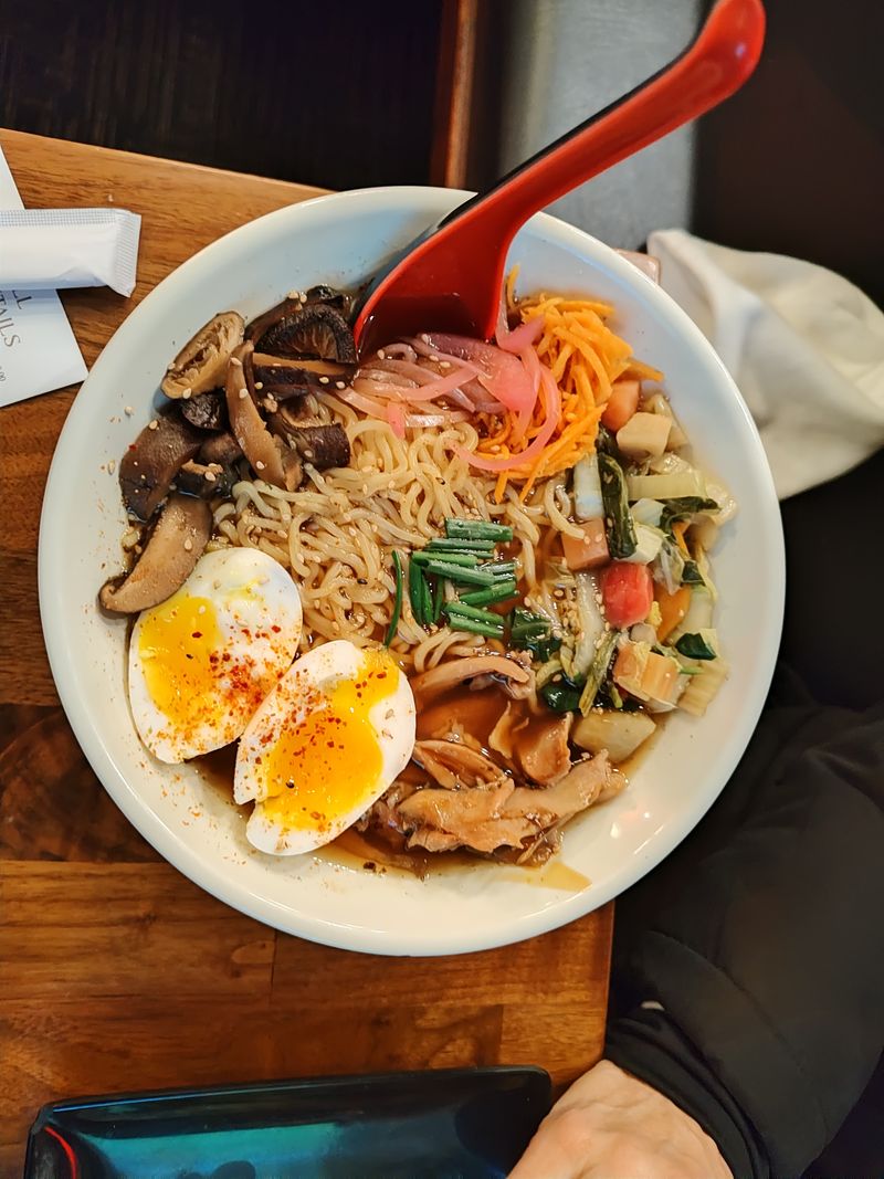 Ramen Bowls Built for Comfort