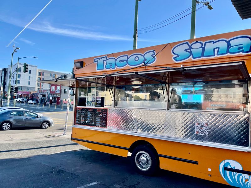 Tacos Sinaloa (Oakland) 