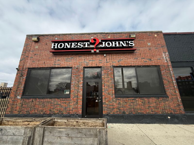 Honest John's