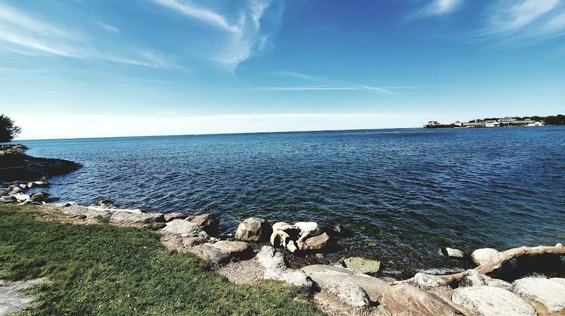 Lake Ontario: Urban Waterfront and Island Escapes