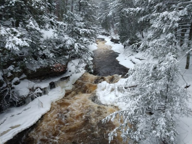 Presque Isle River: The Heart of the Winter Waterfall Experience
