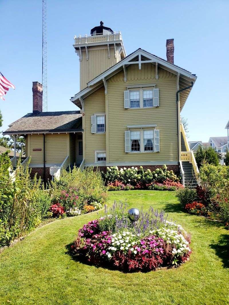 Volunteer Knowledge And Local Pride