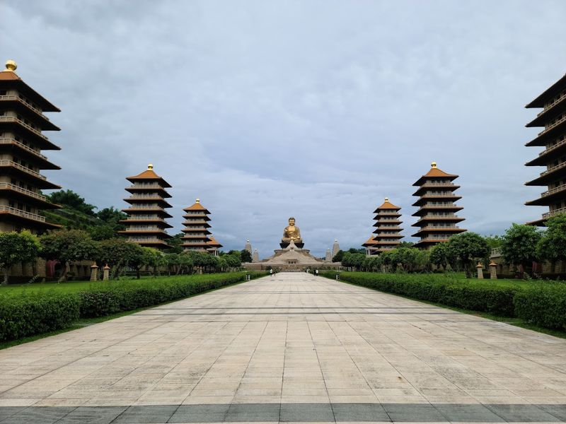 Fo Guang Shan Buddha Memorial Center — Kaohsiung
