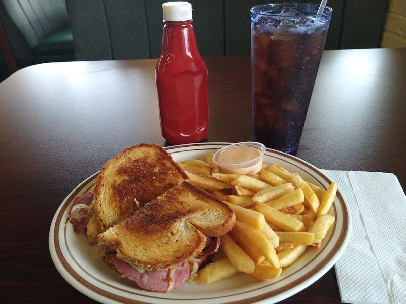 Sandwiches and Comfort Classics Worth Ordering