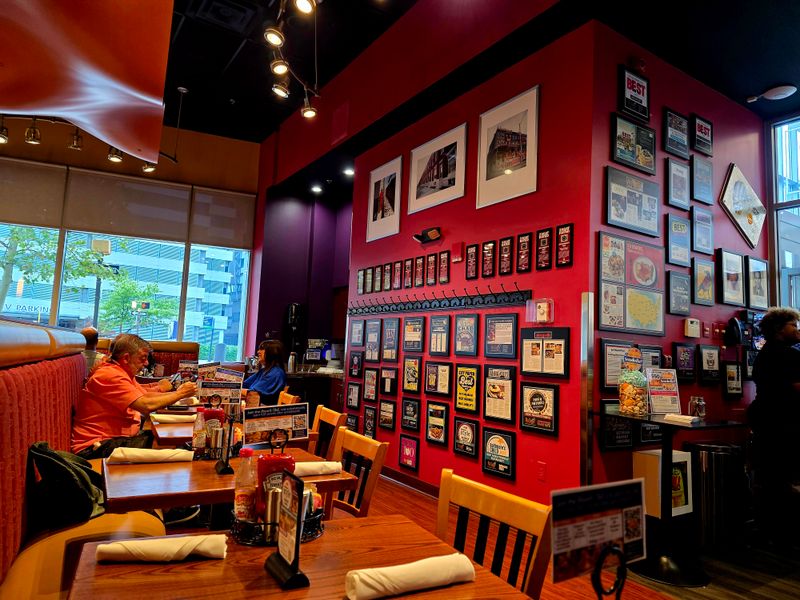 Maryland - Miss Shirley's Cafe (Baltimore area)