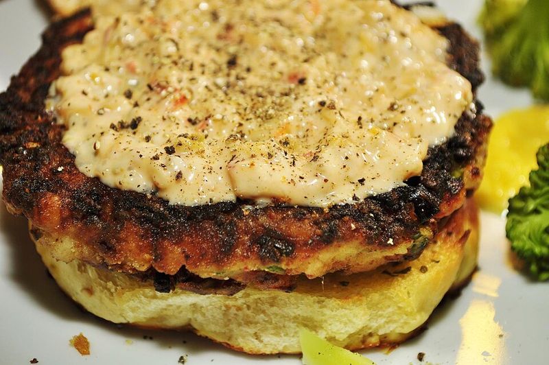 Maryland – Crab Cake Sandwich