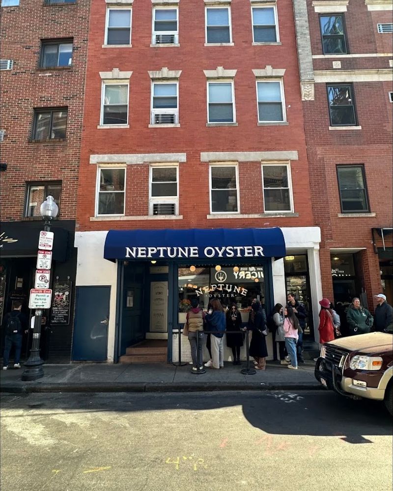 Massachusetts – Neptune Oyster (Boston)