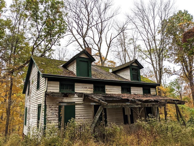 The Creepy Reputation and the Local Lore