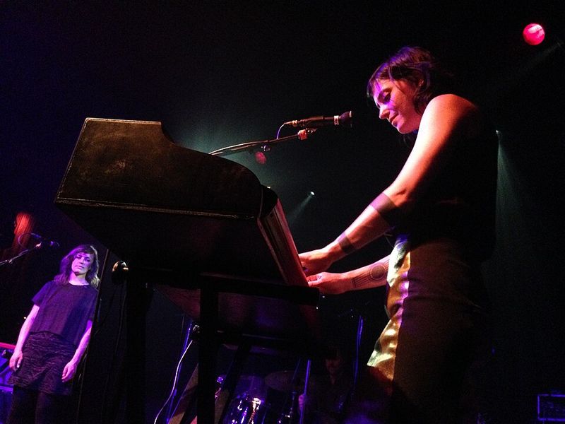 Sharon Van Etten (solo)